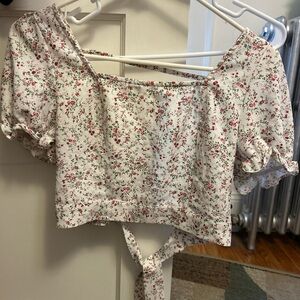 Small white floral tie up crop top with open back